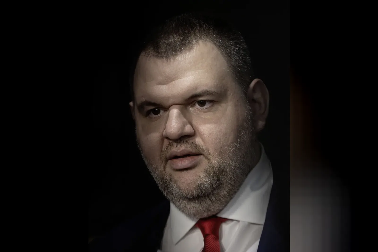 Демерджиев поиска НАП да провери разходи на Пеевски за 5 млн. евро