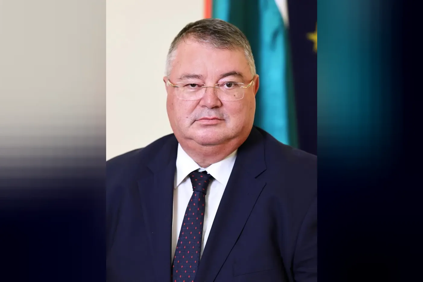 Обвинение срещу Борислав Сандов за споразумението с НПО край хижа „Петрохан“