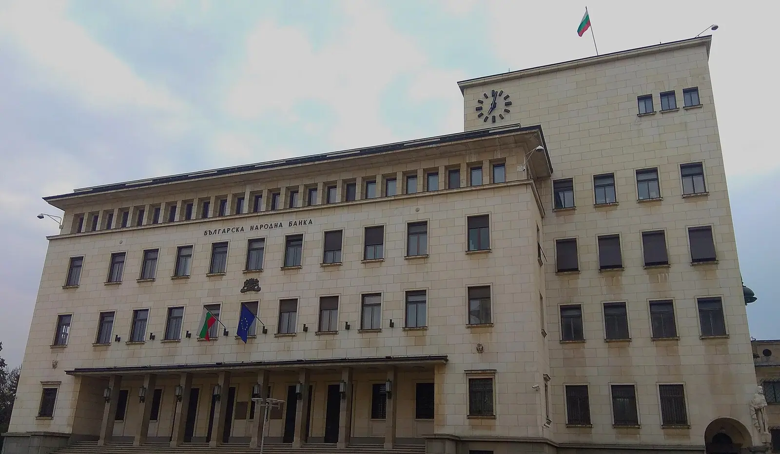 Външният дълг на България скочи с 26,4% за година, до 69,8 млрд. евро